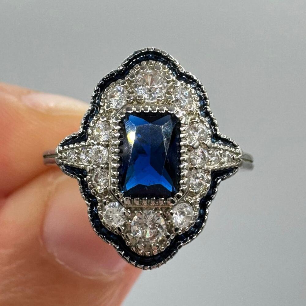 Victorian Revival Faux Sapphire Ring Fashion Costume Cocktail Elegant Size 8 1/4
